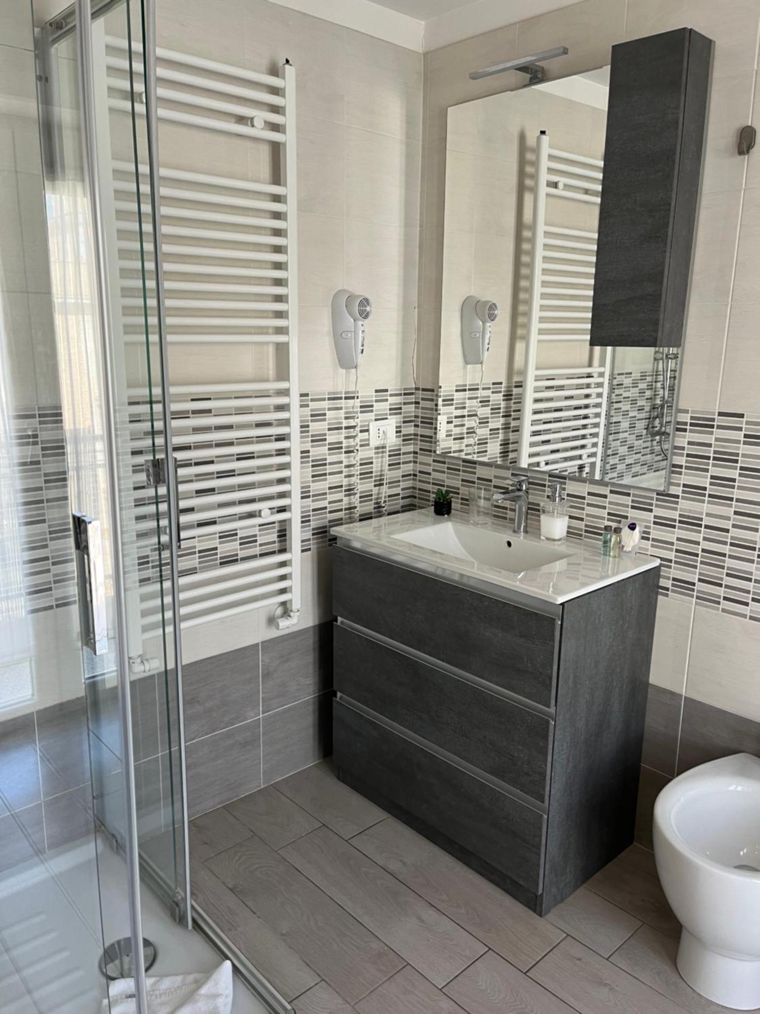 Pretty Tiburtina Room Рим Екстериор снимка
